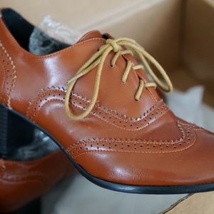 Oxford heels